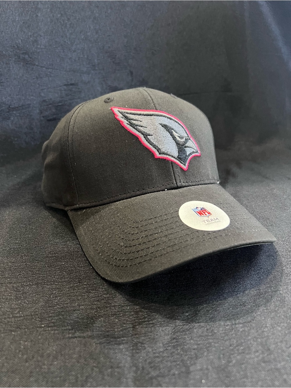 NFL Arizona Cardinals Black Baseball Cap with Embroidered Cardinal Logo